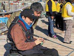 釣りをしている男性